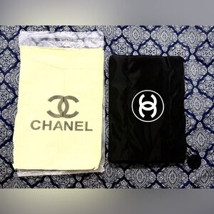Chanel Make Up Pouch Large VIP NEW
